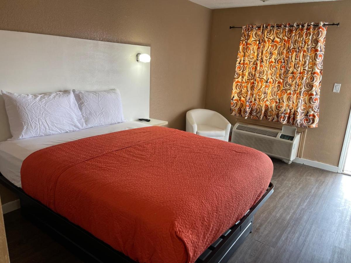 Hotel Eastin Atchison Екстер'єр фото