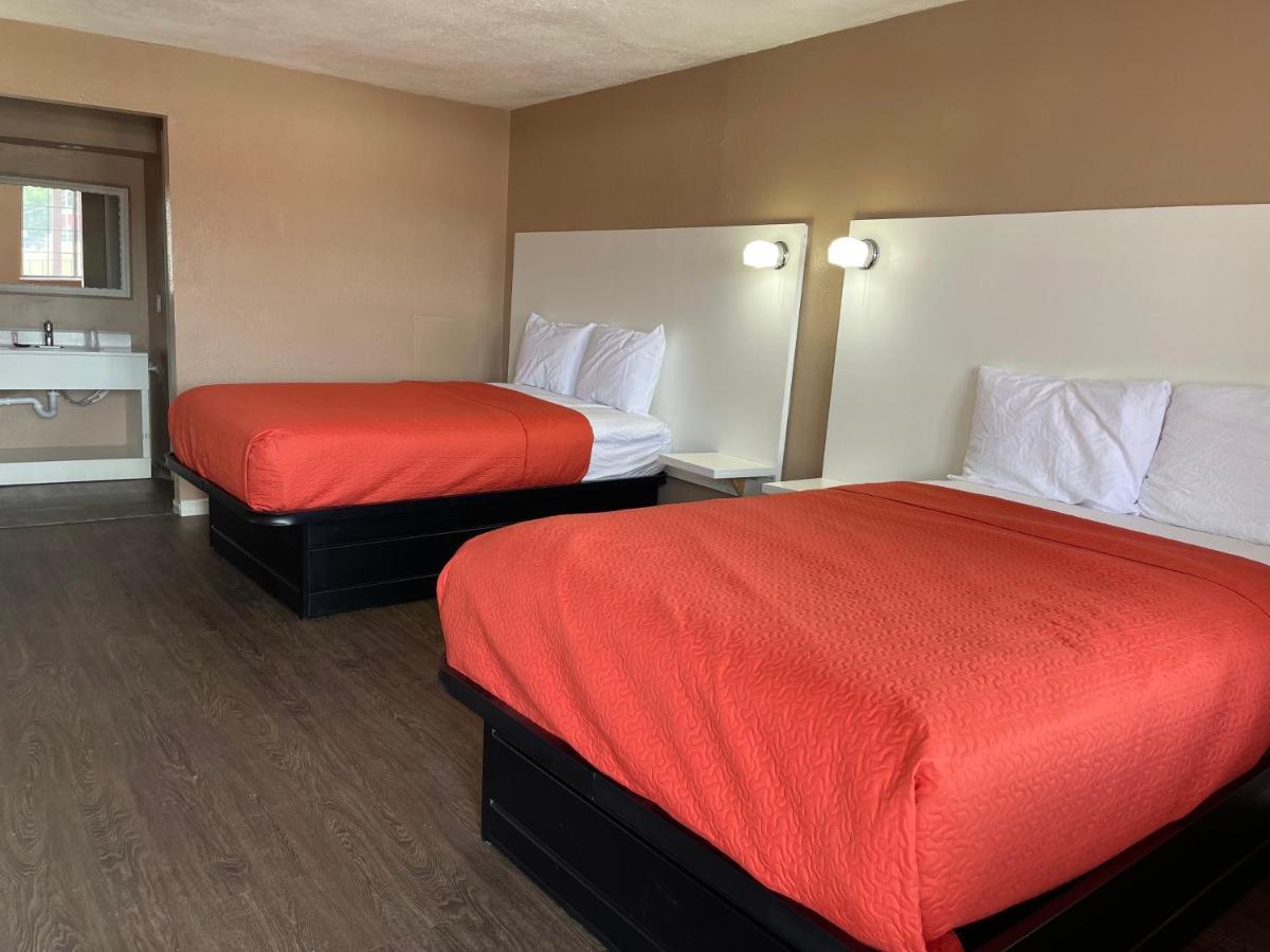 Hotel Eastin Atchison Екстер'єр фото